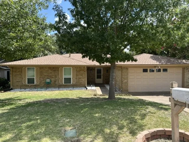 5408 Marshfield Court Arlington, TX 76016
