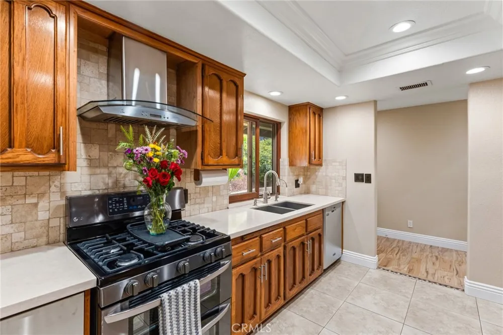 1916 Tumin Road La Habra Heights, CA 90631