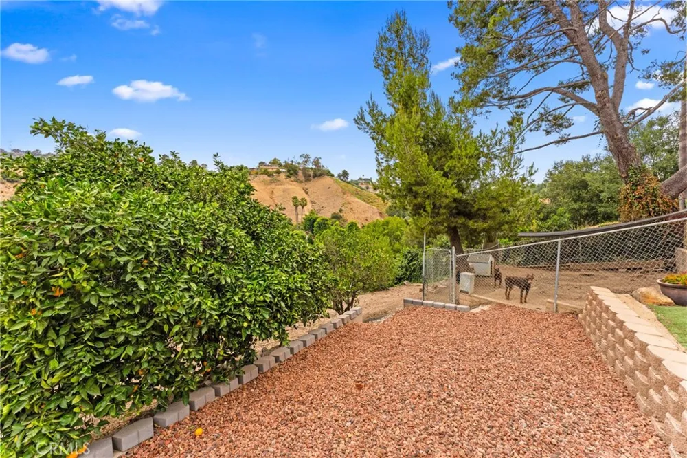 1916 Tumin Road La Habra Heights, CA 90631