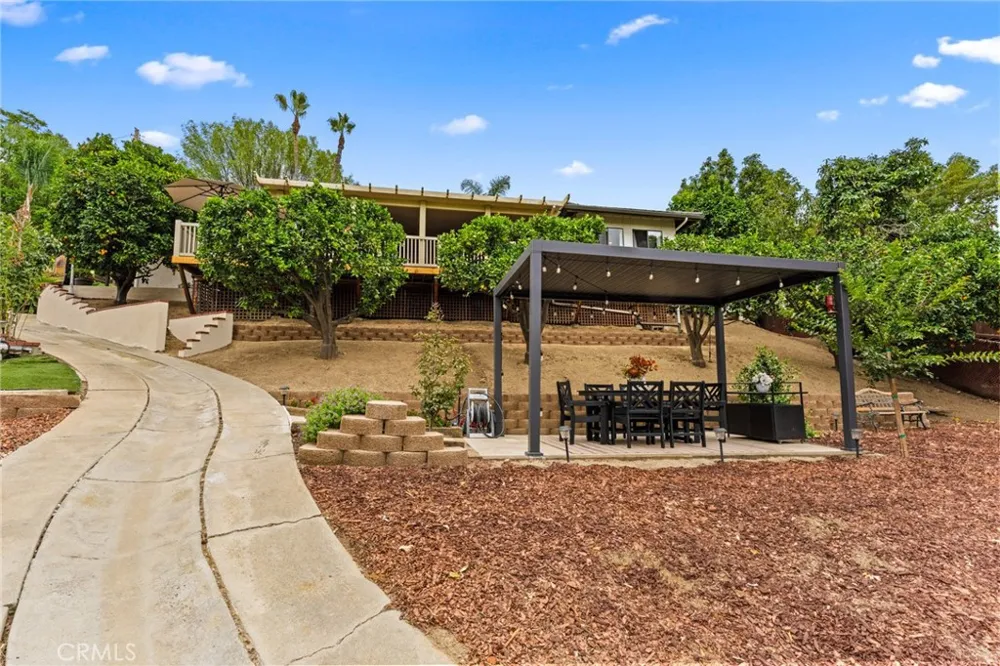 1916 Tumin Road La Habra Heights, CA 90631