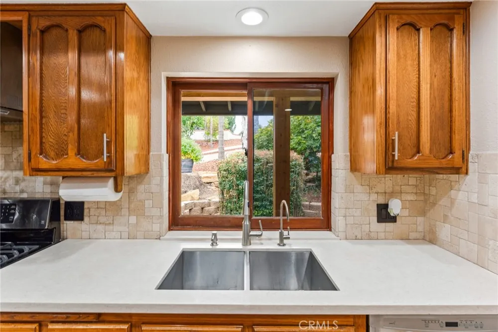 1916 Tumin Road La Habra Heights, CA 90631