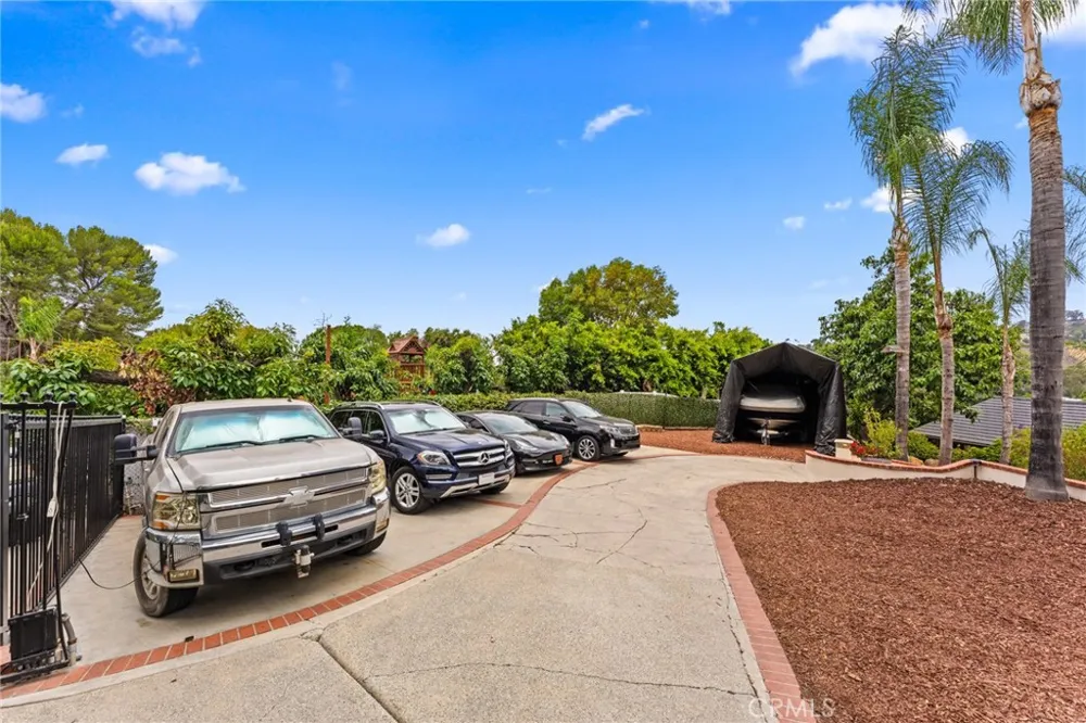 1916 Tumin Road La Habra Heights, CA 90631