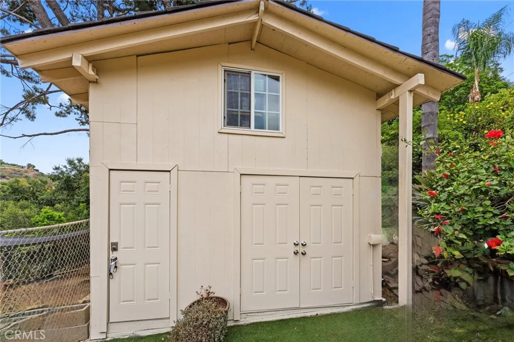 1916 Tumin Road La Habra Heights, CA 90631