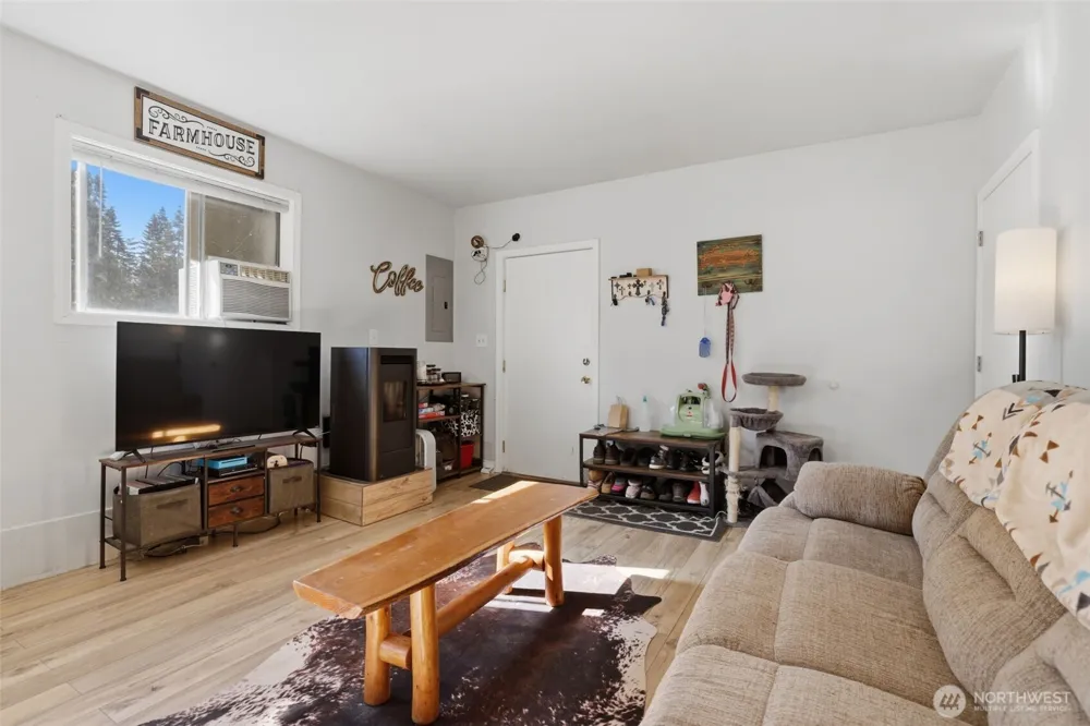 365 Black Bear Drive Cle Elum, WA 98922