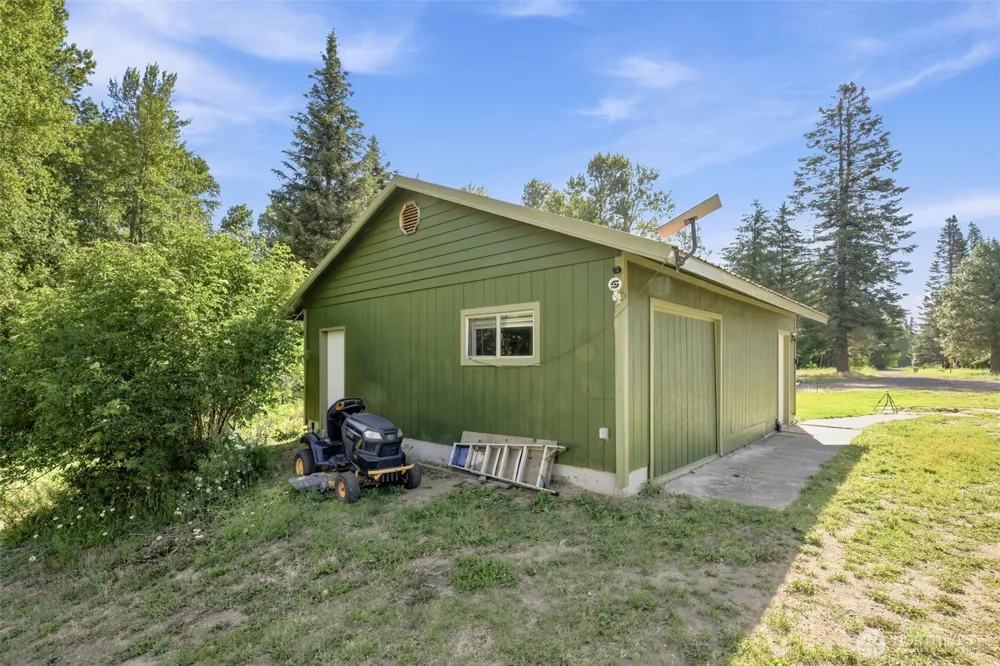 365 Black Bear Drive Cle Elum, WA 98922