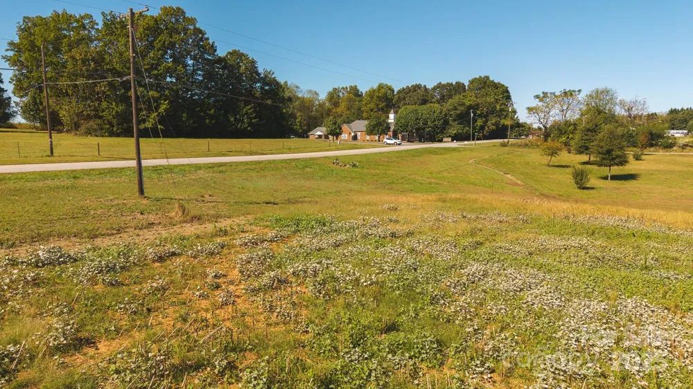 TBD US Highway 21 Highway Hamptonville, NC 27020