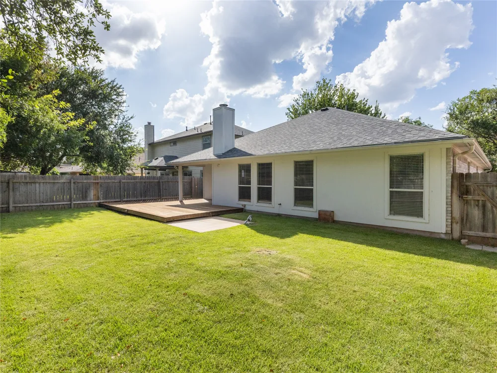 3064 Bent Tree Loop Round Rock, TX 78681