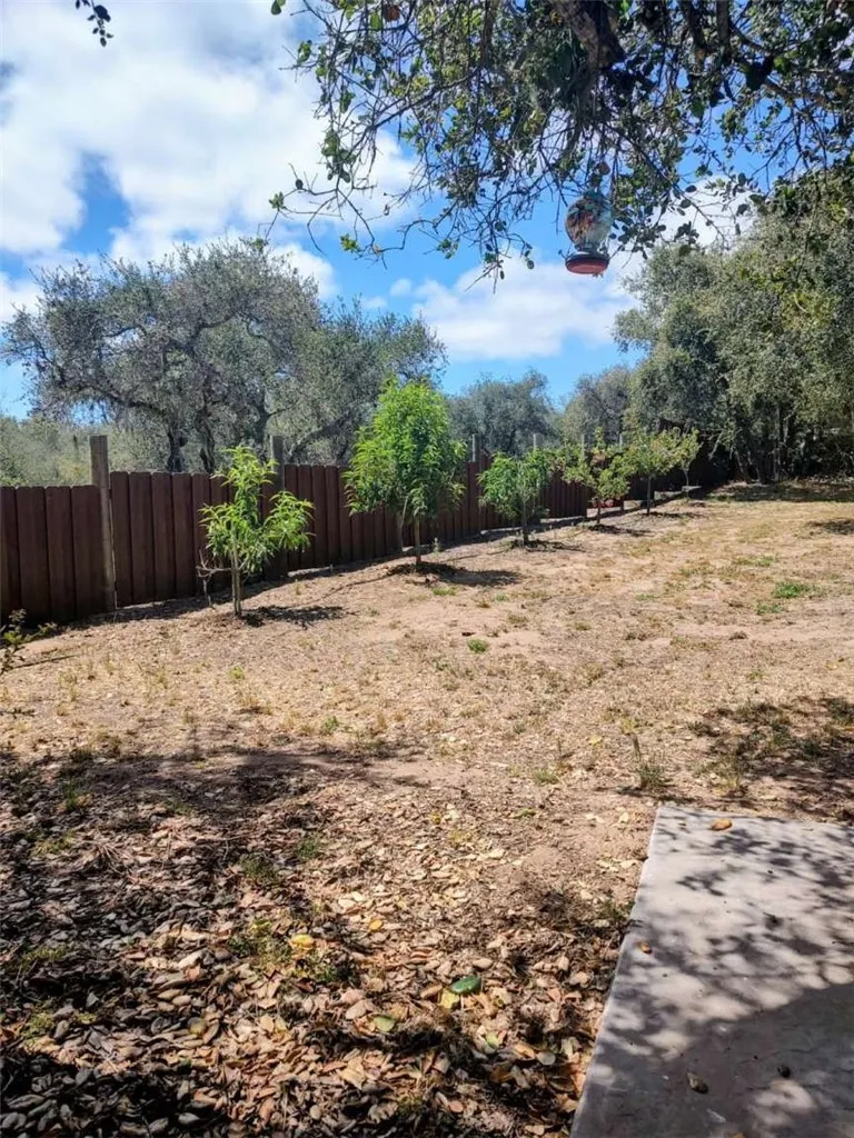 1116 Rolling Oaks Drive Arroyo Grande, CA 93420