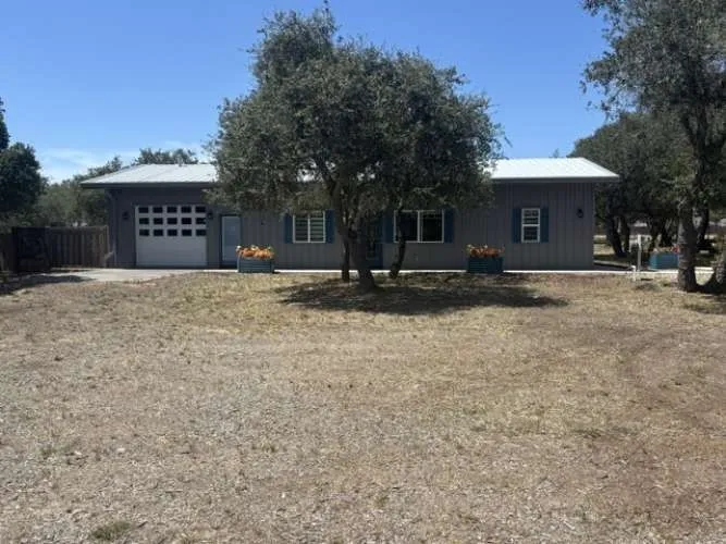 1116 Rolling Oaks Drive Arroyo Grande, CA 93420
