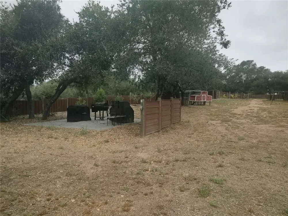 1116 Rolling Oaks Drive Arroyo Grande, CA 93420