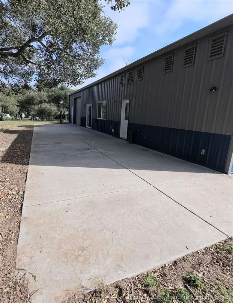 1116 Rolling Oaks Drive Arroyo Grande, CA 93420