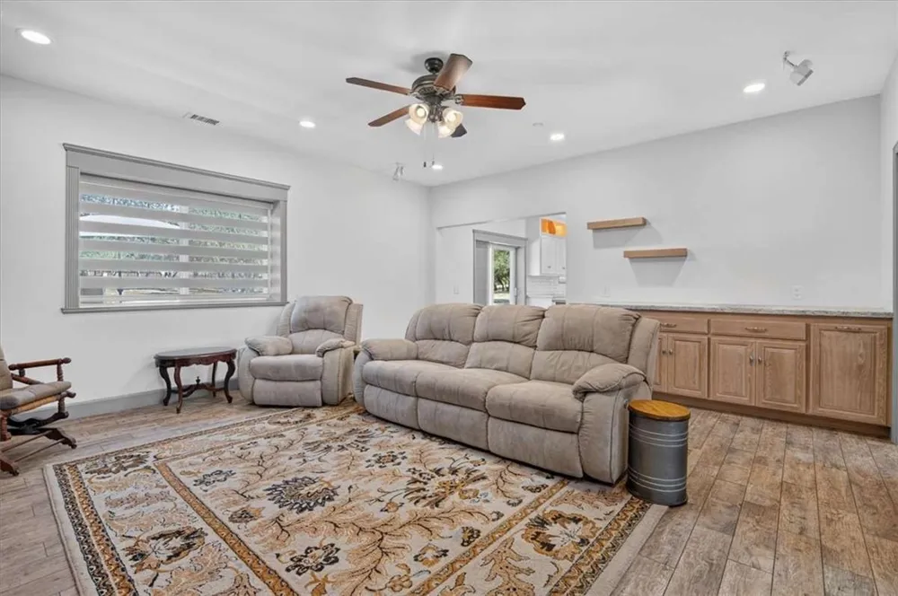 1116 Rolling Oaks Drive Arroyo Grande, CA 93420