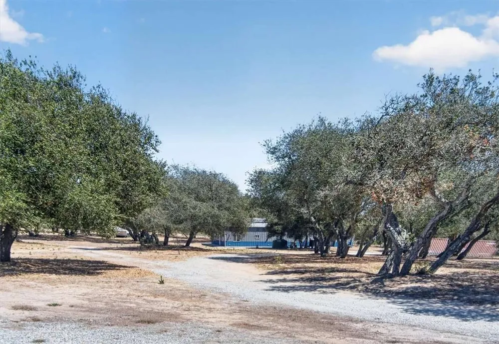 1116 Rolling Oaks Drive Arroyo Grande, CA 93420