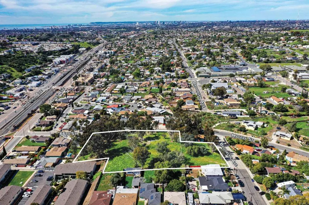 701 66th Street San Diego, CA 92114