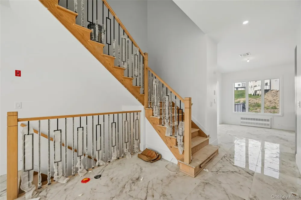 3 Hemlock Court Chester, NY 10918
