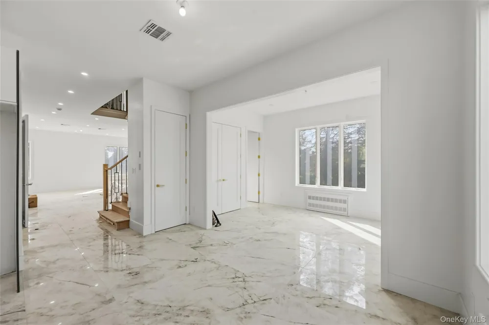 3 Hemlock Court Chester, NY 10918