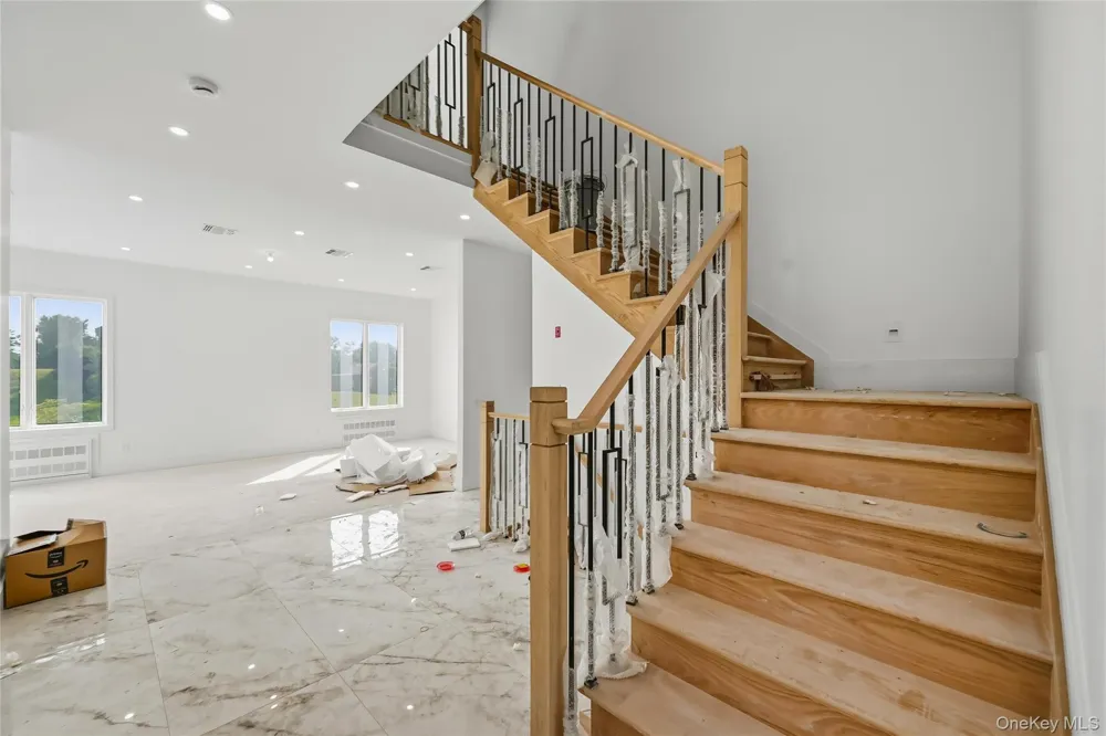 3 Hemlock Court Chester, NY 10918