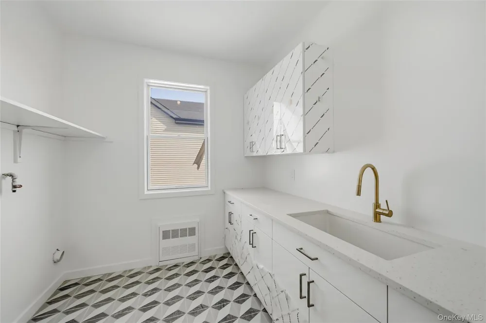 3 Hemlock Court Chester, NY 10918