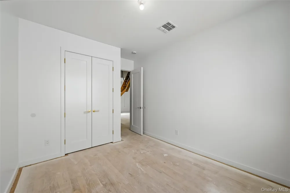 3 Hemlock Court Chester, NY 10918