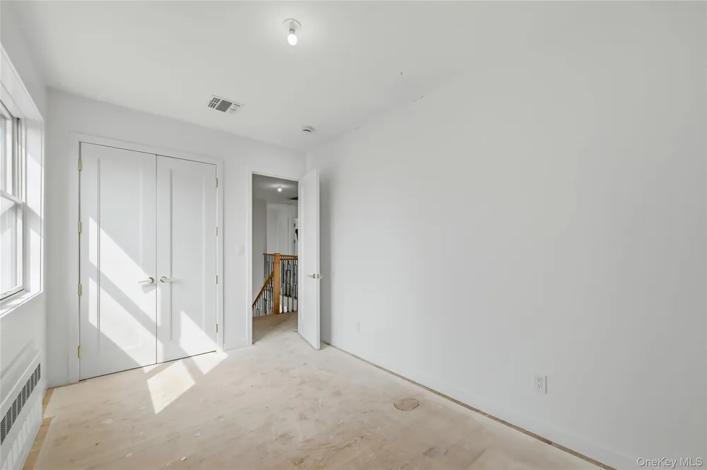 3 Hemlock Court Chester, NY 10918