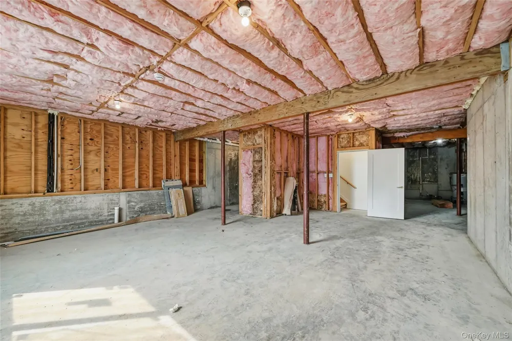 3 Hemlock Court Chester, NY 10918
