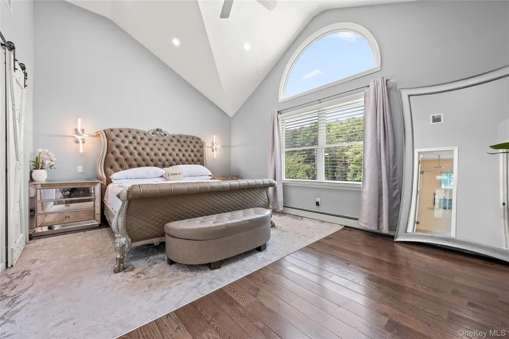 4478 Express Drive S Ronkonkoma, NY 11779