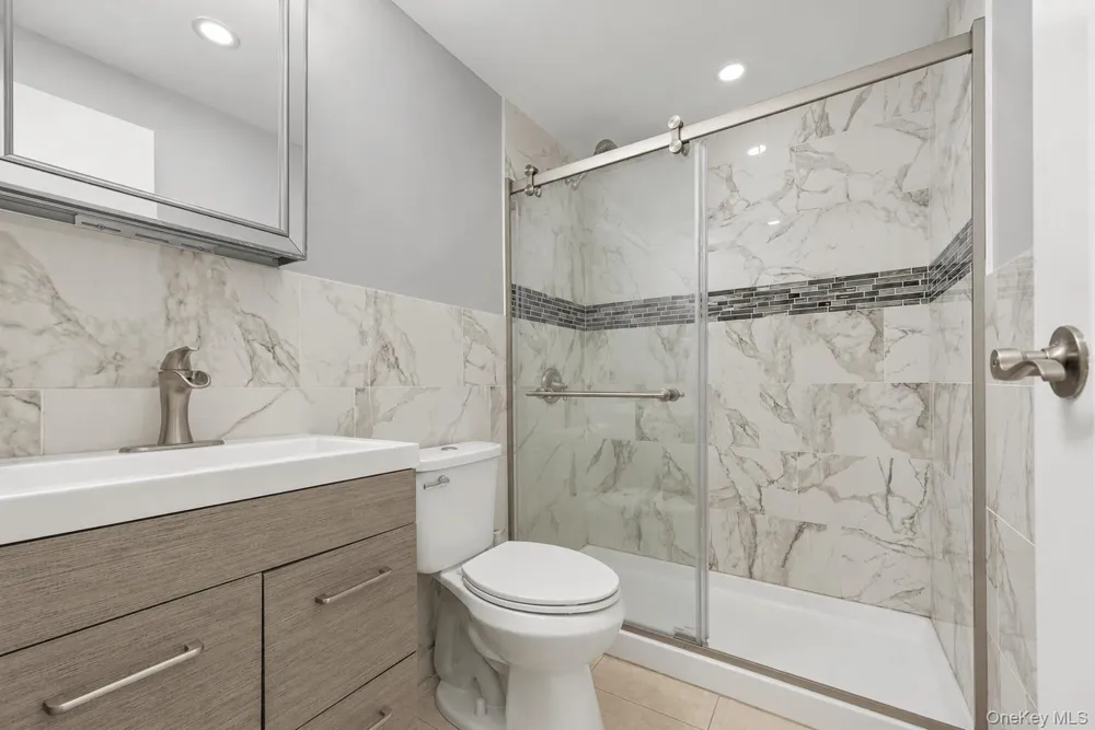 4478 Express Drive S Ronkonkoma, NY 11779