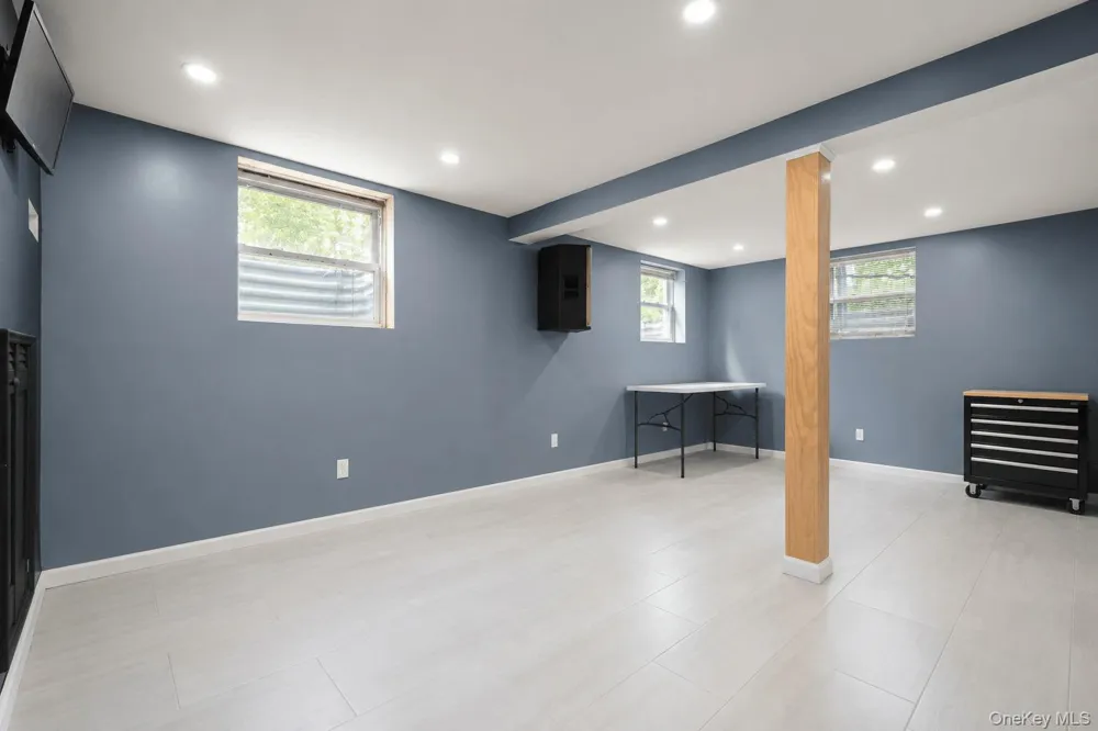 4478 Express Drive S Ronkonkoma, NY 11779