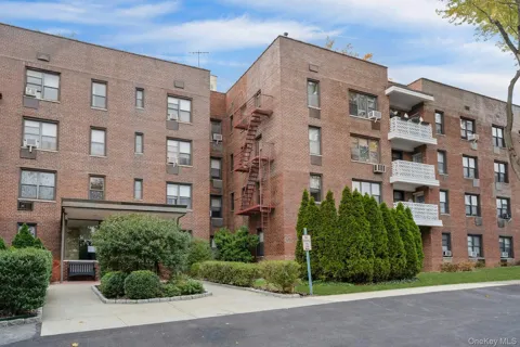 1 Remsen Road #1F