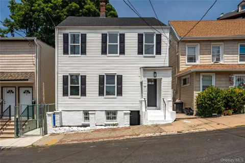 22 Grove Street