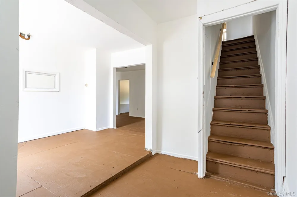 22 Grove Street Staten Island, NY 10304