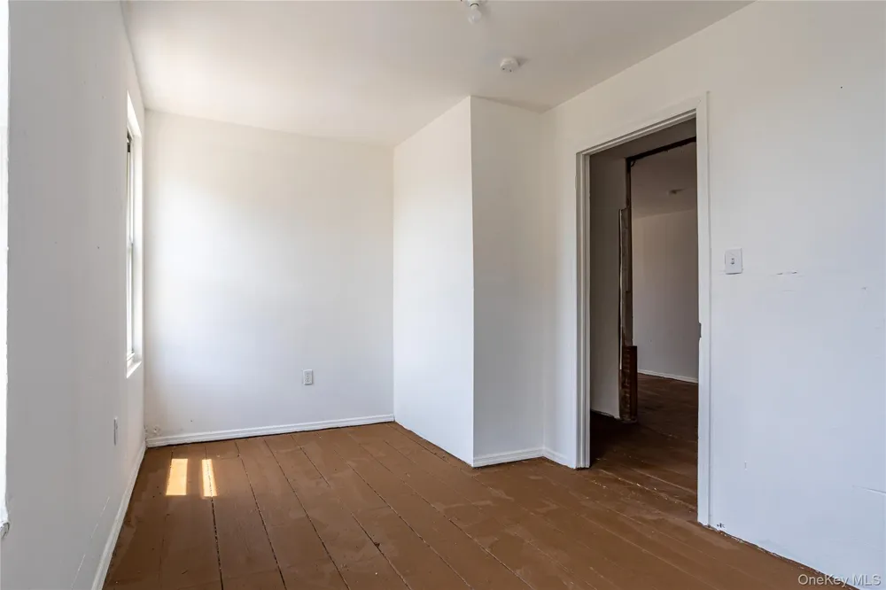 22 Grove Street Staten Island, NY 10304