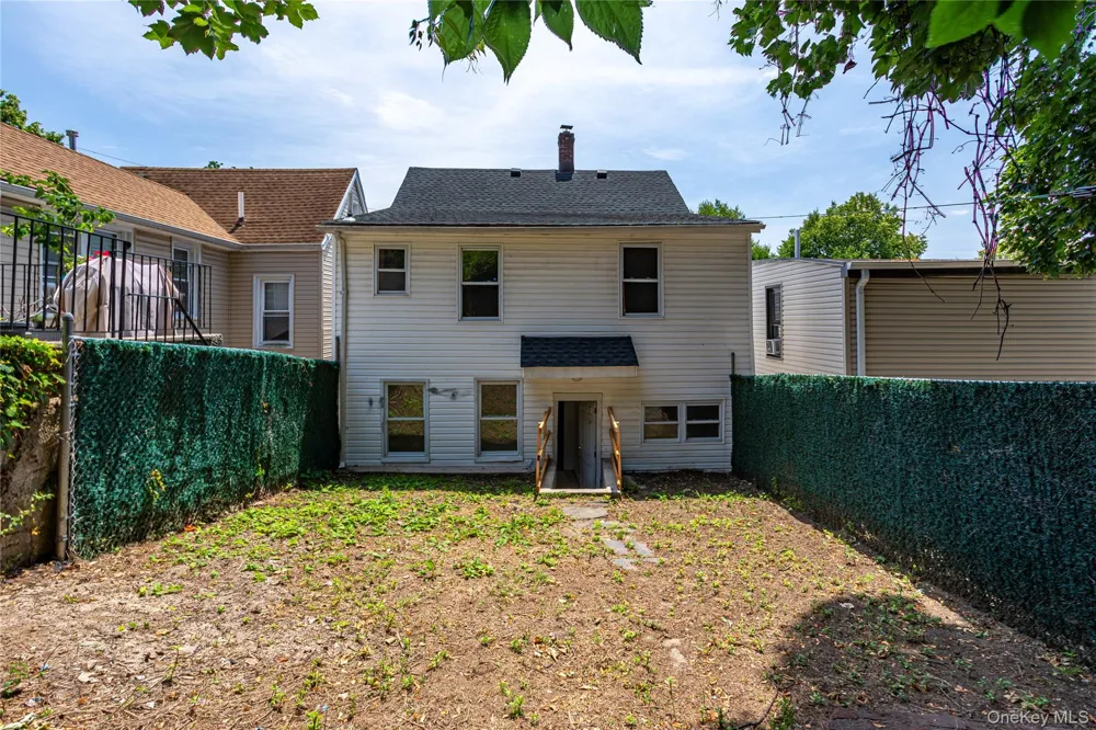22 Grove Street Staten Island, NY 10304