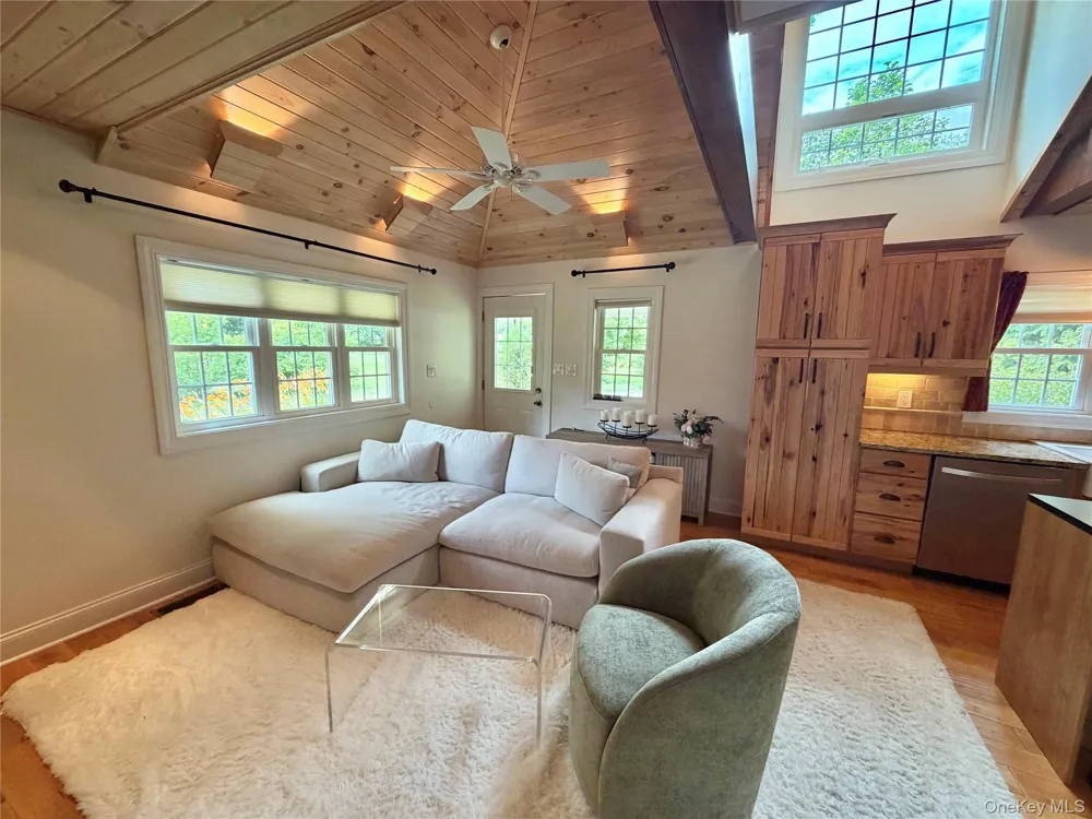 85 Plank Road Napanoch, NY 12458