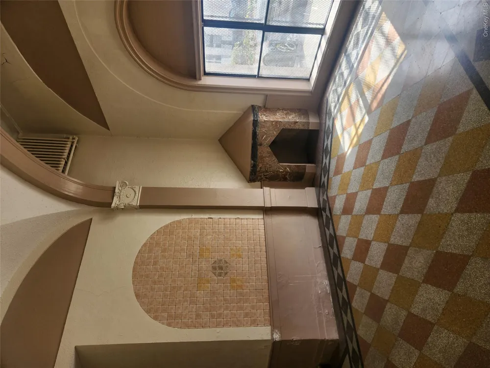 941 Jerome Avenue #8G Bronx, NY 10452