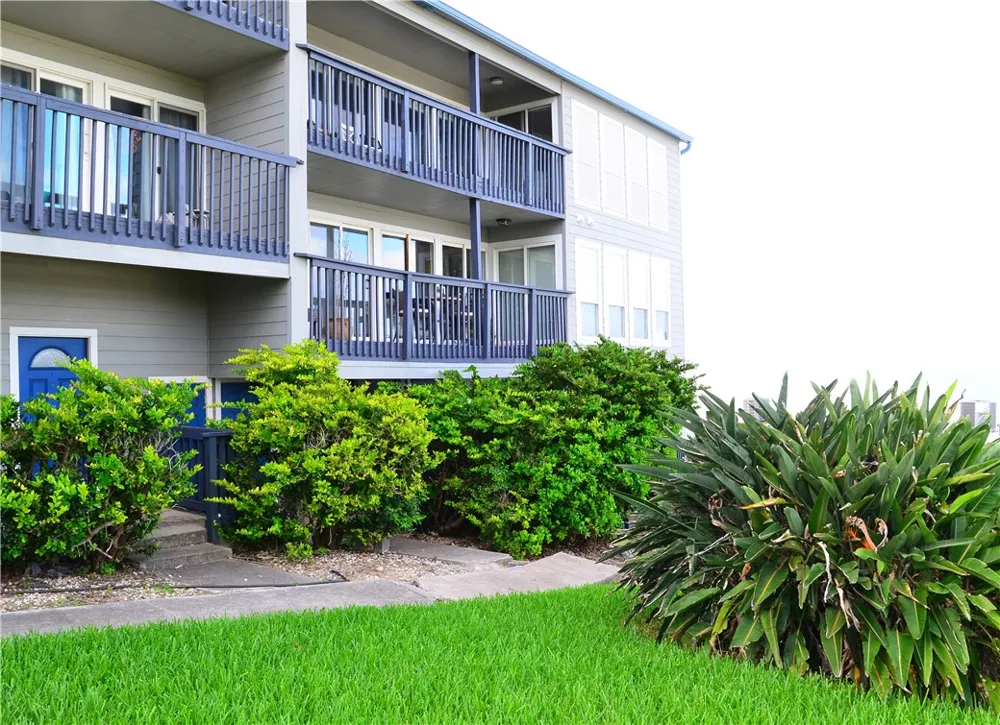 3402 Ocean Drive #36 Corpus Christi, TX 78411
