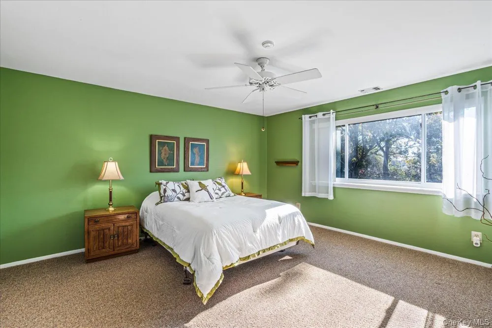 414 Lindsay Lane Moriches, NY 11955
