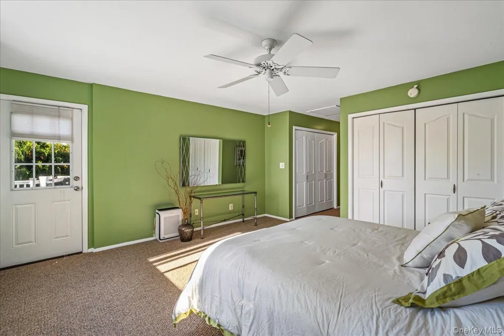 414 Lindsay Lane Moriches, NY 11955