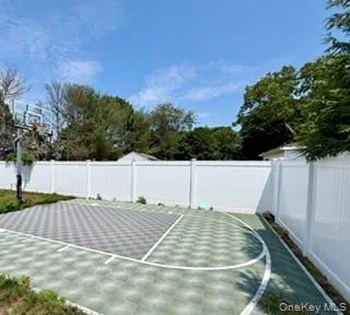 15 Comet Place Patchogue, NY 11772