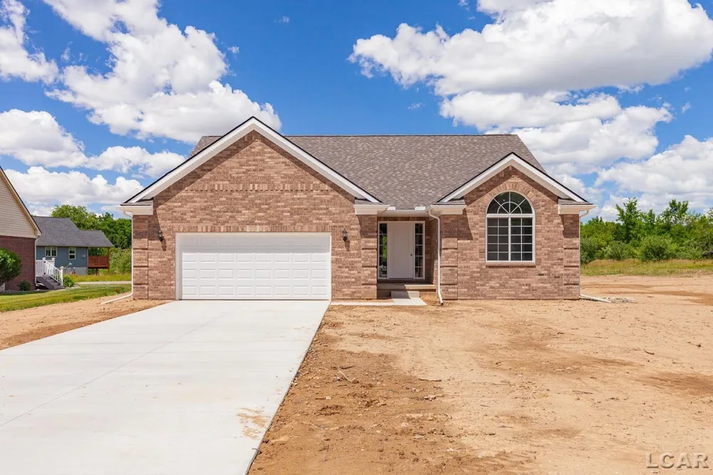 2220 Congressional Lane Grass Lake Charter Township, MI 49240