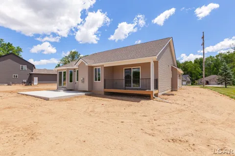 2220 Congressional Lane