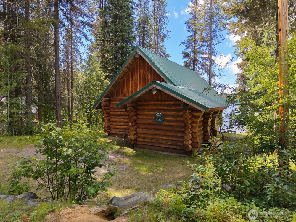 370 Thompson Road Riverside, WA 98849