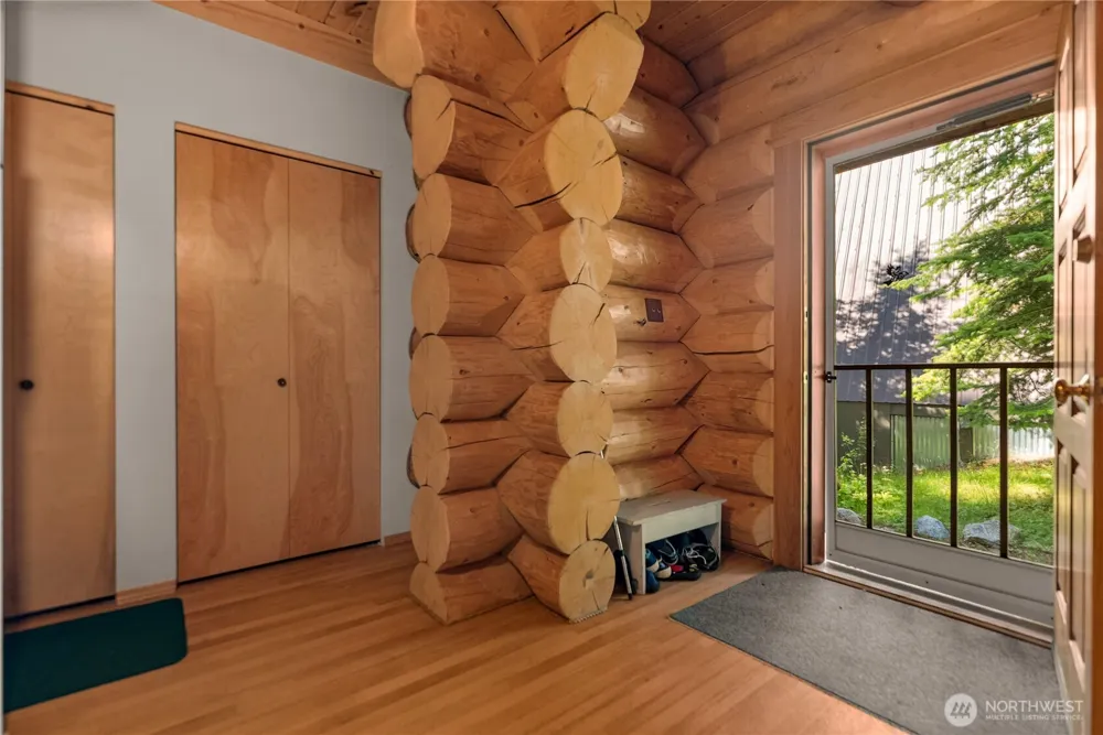 370 Thompson Road Riverside, WA 98849