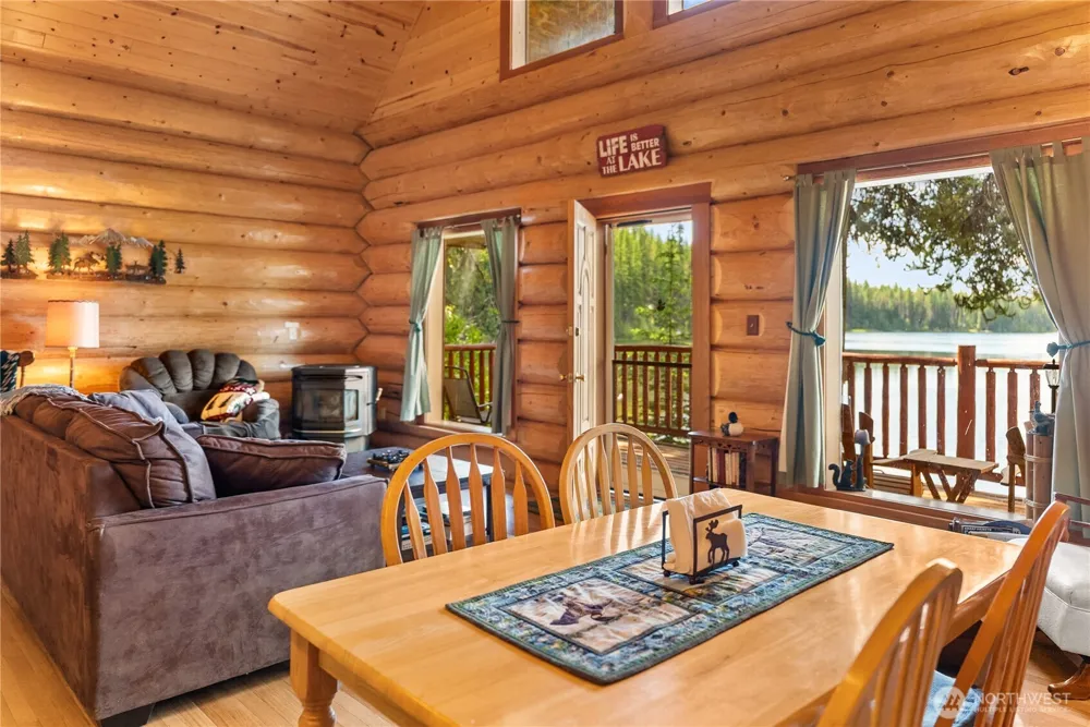 370 Thompson Road Riverside, WA 98849