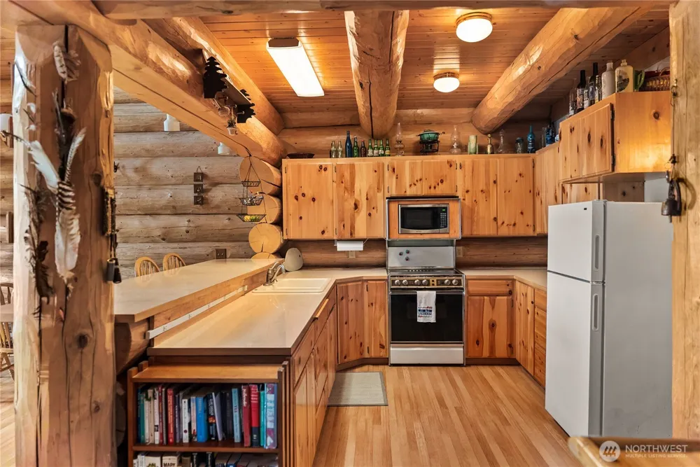 370 Thompson Road Riverside, WA 98849