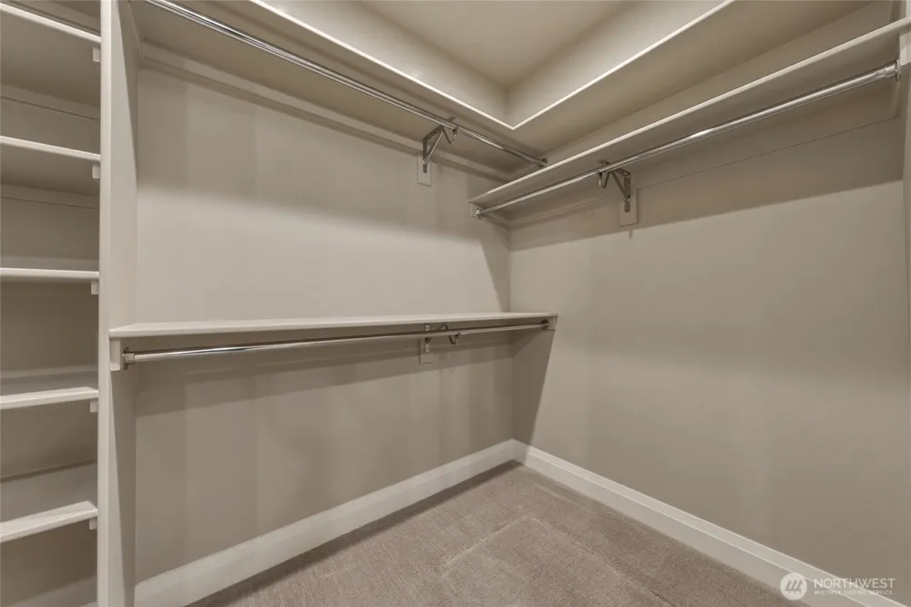 10 NE Alpine Drive College Place, WA 99324