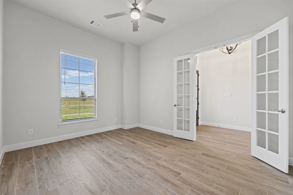 157 Lila Lake Drive Waxahachie, TX 75165
