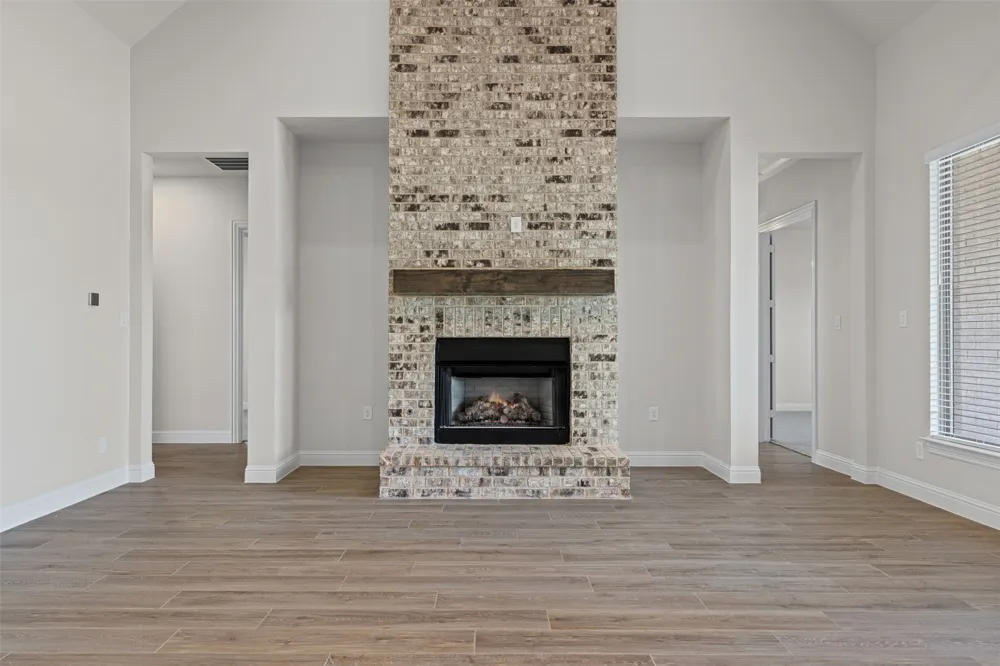 157 Lila Lake Drive Waxahachie, TX 75165