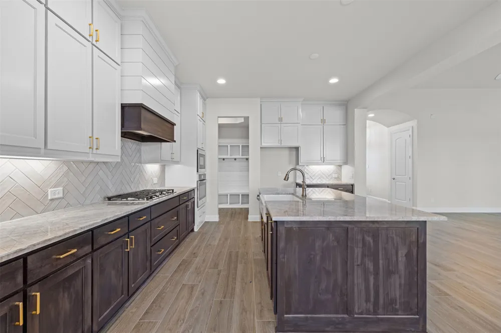 157 Lila Lake Drive Waxahachie, TX 75165