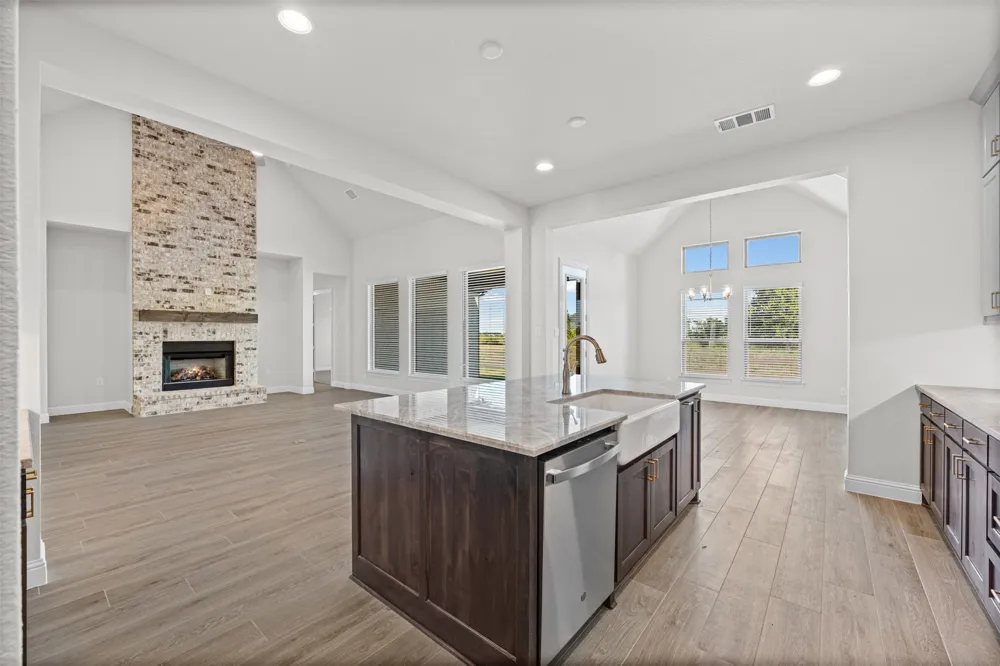 157 Lila Lake Drive Waxahachie, TX 75165